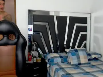 Chaturbate Live Sex of noah_harris01