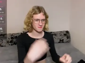 Chaturbate Live Porn of avery_adam