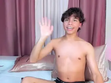 Chaturbate Adult Video Chat of honeymoon_sariel