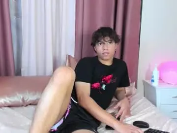 Chaturbate Sex Cam of honeymoon_sariel