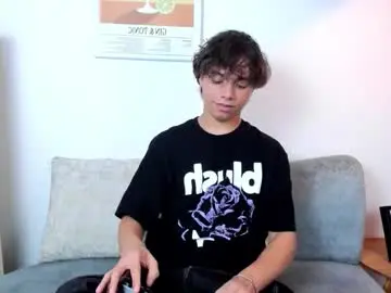 Chaturbate Adult Video Chat of honeymoon_sariel