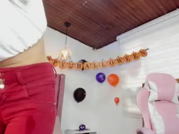 jade_sweetie from chaturbate