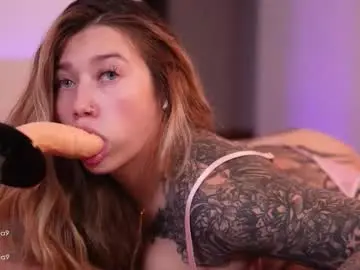 Chaturbate Best live sex cam show of lilith_gray9