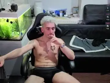 Chaturbate Live Porn of rayzel31