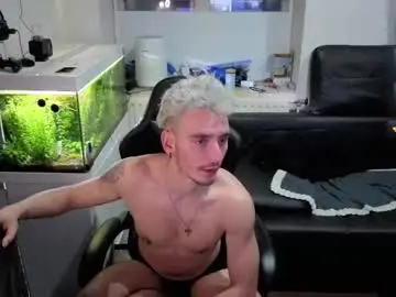 Chaturbate Adult Webcams of rayzel31