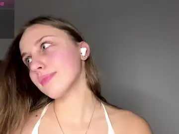 Chaturbate Watch Live Sex Cams of evarenard_