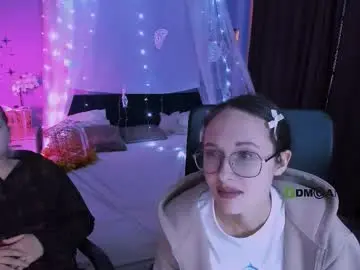 gloria_bubble from chaturbate