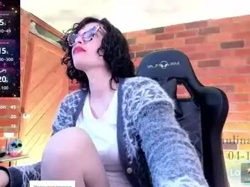 paulinabarnett_ from chaturbate