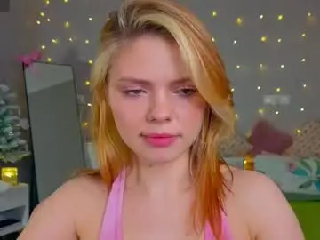 Chaturbate Free Live Porn of red__candy