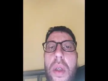 whatwouldyouliketosee from chaturbate