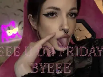 Chaturbate Best live sex cam show of bratziedarsie