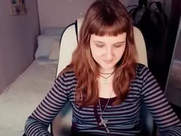 Chaturbate Nude Webcam of clover_red