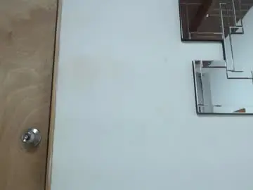 madeline_woods from chaturbate