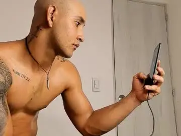 maximo004 from chaturbate