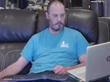 ddboobman from chaturbate