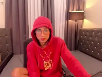 Chaturbate Nude Webcam of hugecock_pretty714250