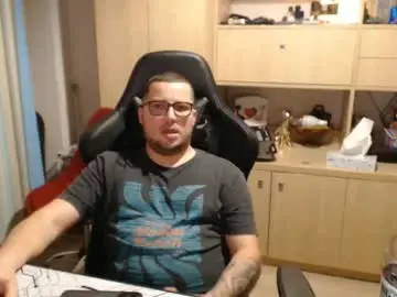 Chaturbate Sex Cam of kevinnlovely