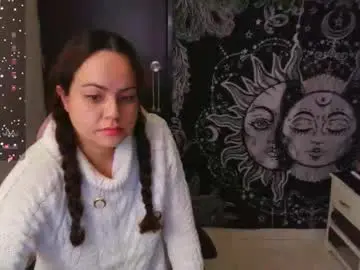 magic_clairewitch from chaturbate