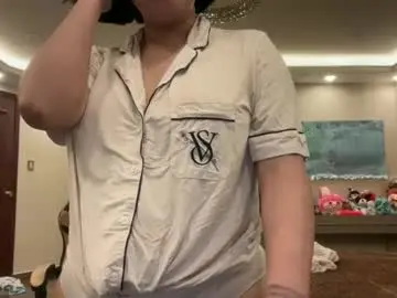 therealcamilabaddie from chaturbate