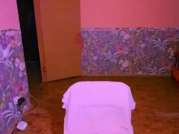 zara_golden from chaturbate