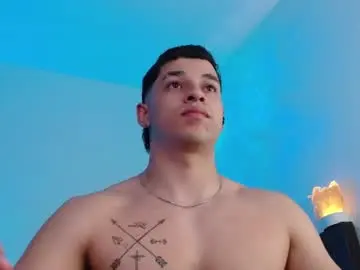 Chaturbate Live Sex Cam of adamkeith_1