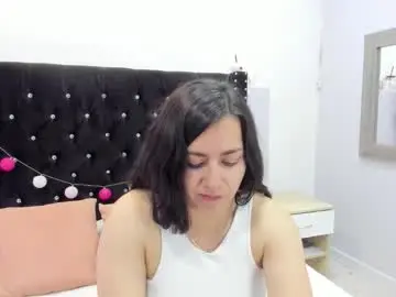 Chaturbate Sex Cam of kimkalifa