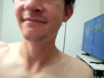 caseythiccgirth from chaturbate