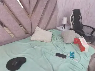 Chaturbate Watch Live Sex Cams of kristtal_key