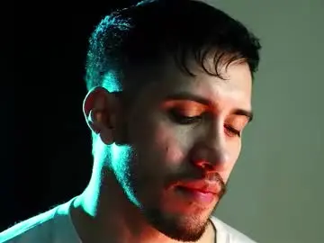 Chaturbate Adult Webcams of hotlatinking