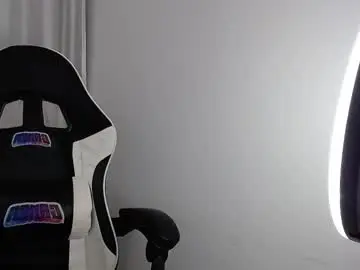 Chaturbate Live Sex Cam of karljensen33