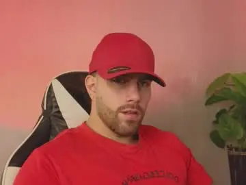 Chaturbate Live Sex Cam of ades_lowe