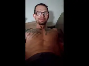 Chaturbate Live Porn of hunkwithglasses