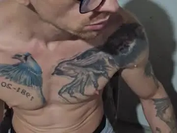 Chaturbate Adult Webcam of hunkwithglasses