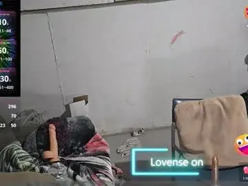 Chaturbate Live Sex of hunkwithglasses