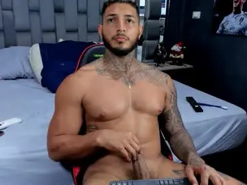 Chaturbate Best live sex cam show of jaketayler10