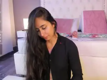 Chaturbate Live Porn of julia_martinezz_