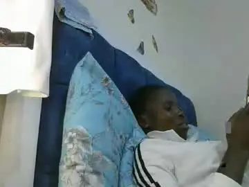 Chaturbate Nude Webcam of pretty_petite_ebony