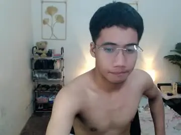 urguy_habibi from chaturbate