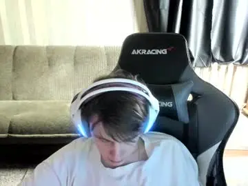 Chaturbate Adult Webcams of aron_neall