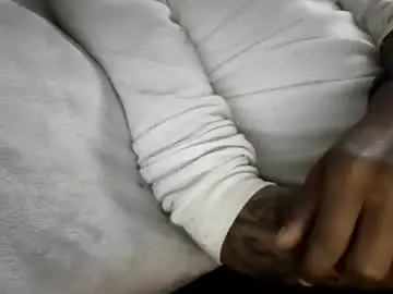 Chaturbate Live Porn of bertdollaz757