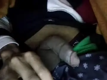 Chaturbate Adult Video Chat of bertdollaz757