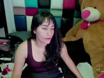 dhaniela_naugthy from chaturbate