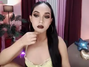 Chaturbate Live Sex Cam of itsmesofiaa69