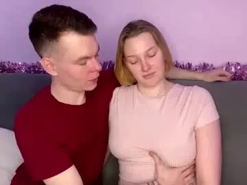 Chaturbate Adult Video Chat of julielourens