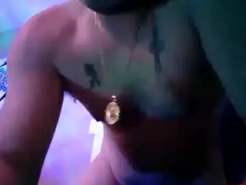 Chaturbate Free Porn Cam of mjmckenz55