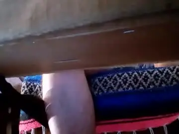 Chaturbate Live Sex Cam of mjmckenz55