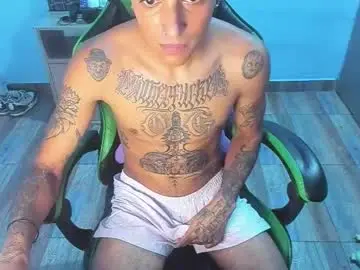 Chaturbate Best live sex cam show of zafirocum