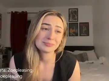 Chaturbate Live Sex Cam of zoepleasing