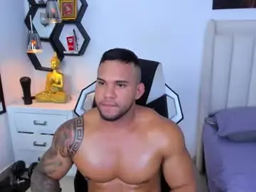 _matthew_santos_ from chaturbate