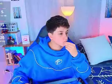 Chaturbate Best Webcam of arontroy_wi